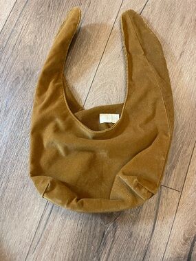 Merit corduroy beauty makeup bag